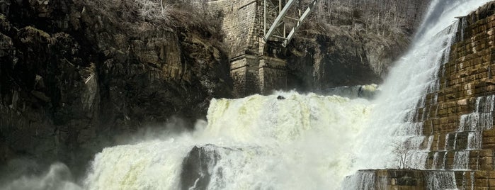 Croton Dam is one of New York (US) '22.