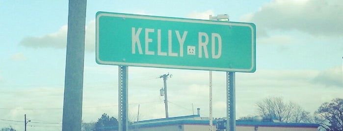 10 Mile & Kelly Roads is one of Places to eat..