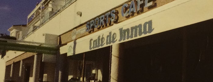 Sports Cafe is one of Lugares favoritos de Karl.