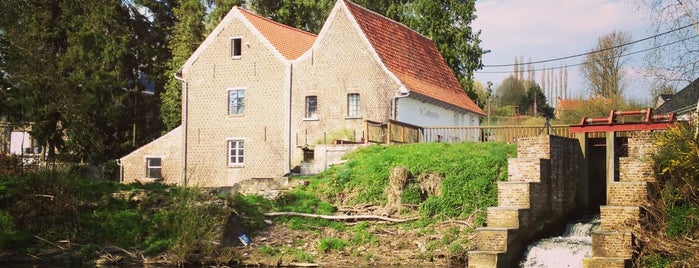 De Zwalmmolen is one of hallo.