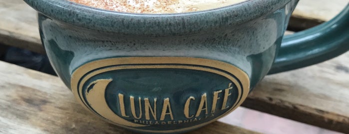 Luna Cafe is one of Locais curtidos por Afi.