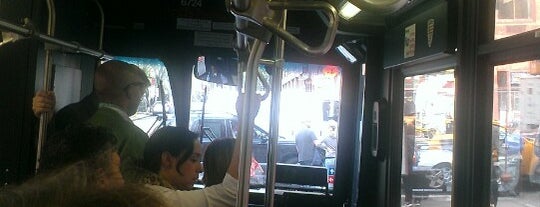 MTA Bus - W 49 St & 10 Av (M/11M50) is one of Gaylaさんのお気に入りスポット.