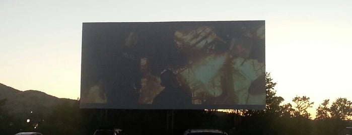 Lakeport Auto Movies is one of TAKE ME TO THE DRIVE-IN, BABY.
