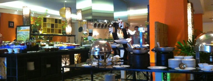 Riviera Café is one of The Great Metro Manila Buffet List.
