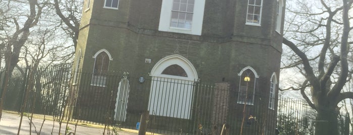 Severndroog Castle is one of London Places.