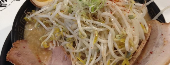 부탄츄 (豚人) is one of Shinchon - Food, 신촌-밥.