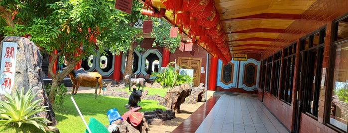 Klenteng Kwan Sing Bio is one of Wisata Religi Spiritual dan Keyakinan Jawa Timur.