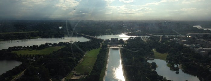 Washington Monument Observation Deck is one of Locais curtidos por Eugene.