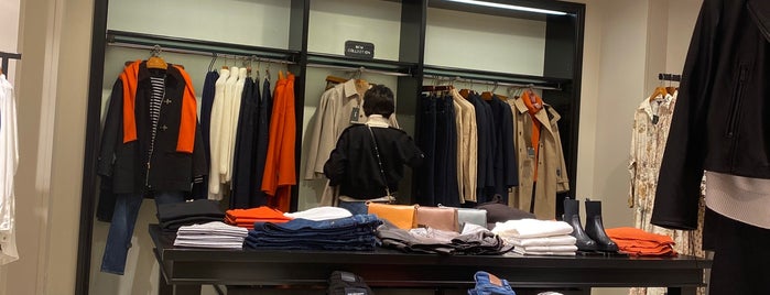 Massimo Dutti is one of Shopping.