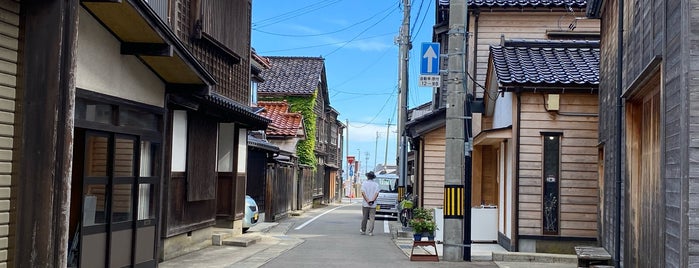 朝市通り is one of Wajima.jp.