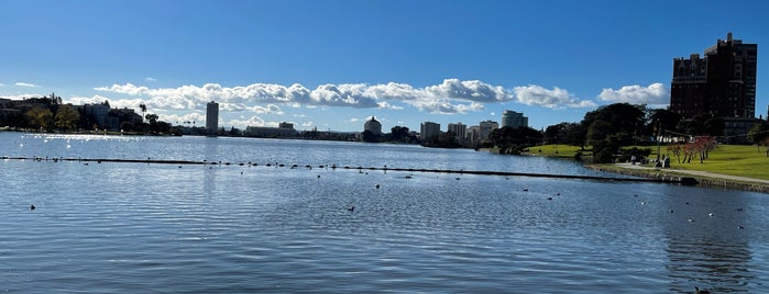 The Lake Merritt Pergola is one of Oakland.