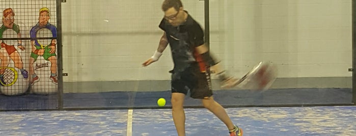 Padel Indoor Club Garraf is one of Orte, die Astrid gefallen.