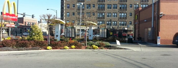 McDonald's is one of สถานที่ที่ L Patrick ถูกใจ.