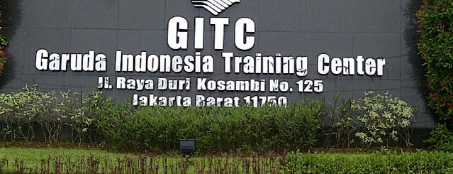 Garuda Indonesia Training Center (GITC) is one of สถานที่ที่ Pinky ถูกใจ.