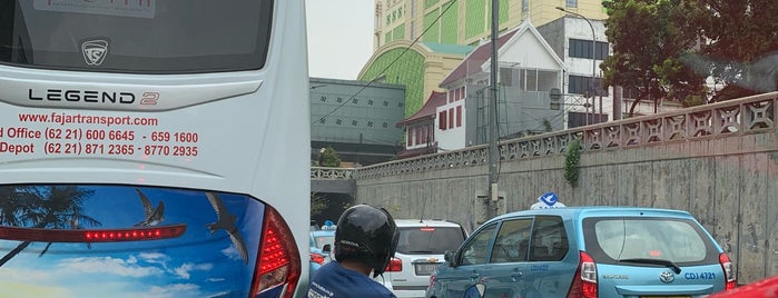 Pusat Grosir Metro Tanah Abang (PGMTA) is one of SHOPING MALL.
