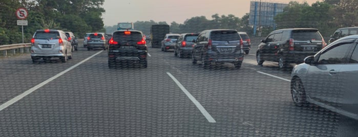 Gerbang Tol Cimanggis Utama is one of All-time favorites in Indonesia.