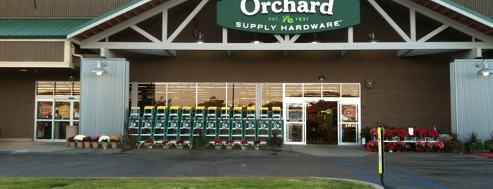 Orchard Supply Hardware is one of Lieux qui ont plu à Brooks.