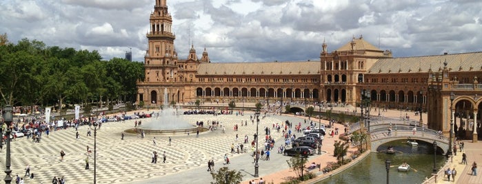 Place d'Espagne is one of Sevilla.