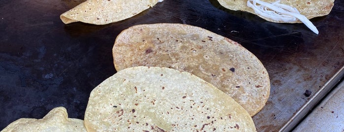Quesadillas "Doña Mary" is one of Mexico City.