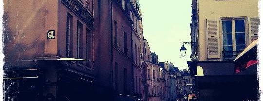 Marché Mouffetard is one of My favourite places in Paris.