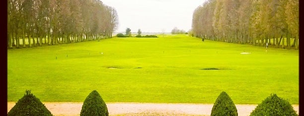 Golf et Chateau de Raray is one of Golfs around the world.