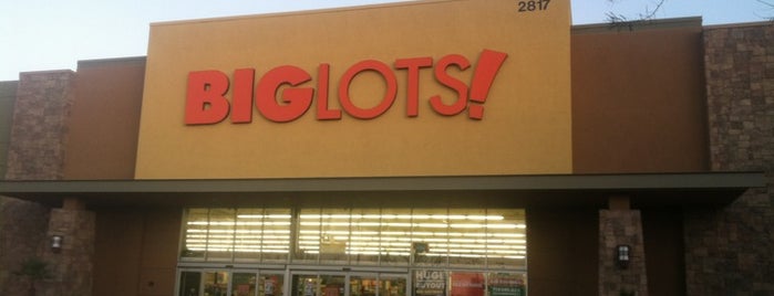 Big Lots is one of Jackie’s Liked Places.