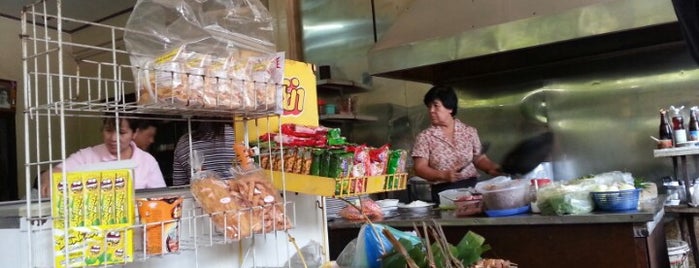 ข้าวซอย สุขุมวิท 31 is one of Must-visit Food on Sukhumvit Rd..