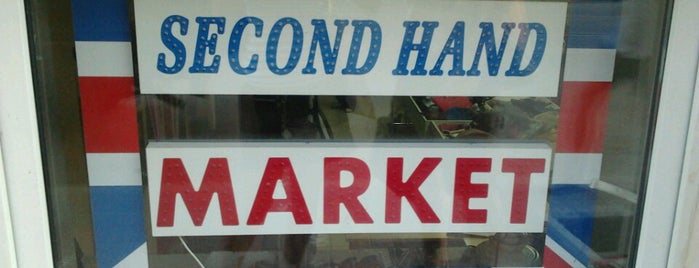 Market Second-hand is one of สถานที่ที่ Hellen ถูกใจ.