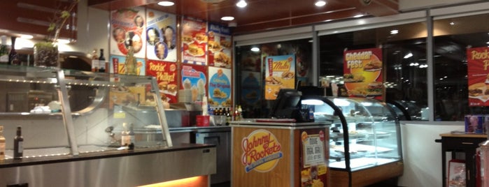 Johnny Rockets is one of In town favs.