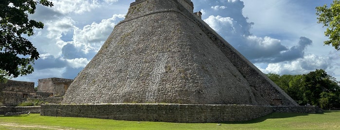 Pirámide del Adivino is one of Yucatan.