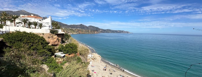 Playa Carebeillo is one of Nerja.