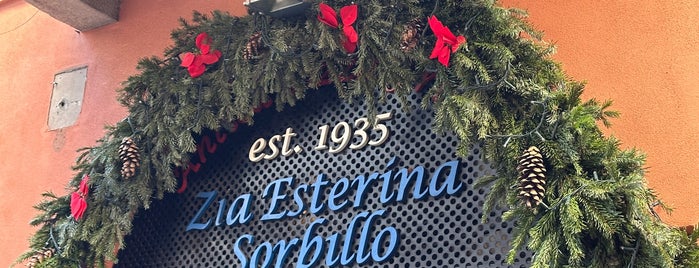 Zia Esterina Sorbillo is one of To-Do List: Milan.