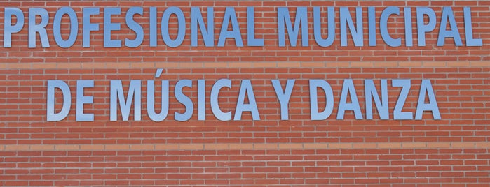 Conservatorio Profesional de Música y Danza de Catral is one of Catral.