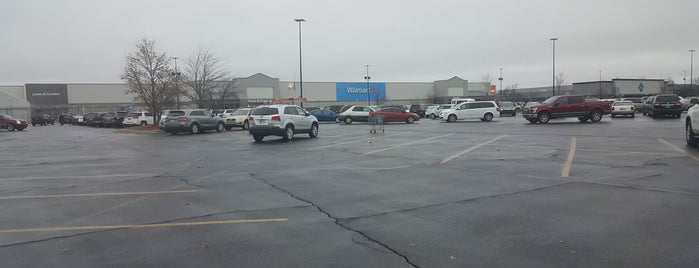 Walmart Supercenter is one of On the move.
