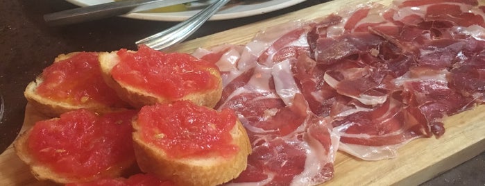 de Bellotas (Jamón y Vino) is one of Closed II.