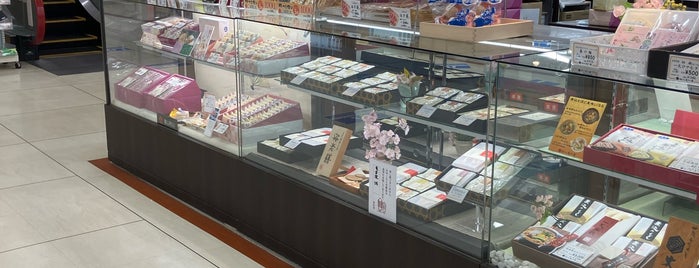ピアゴ 東刈谷店 is one of 刈谷周辺.