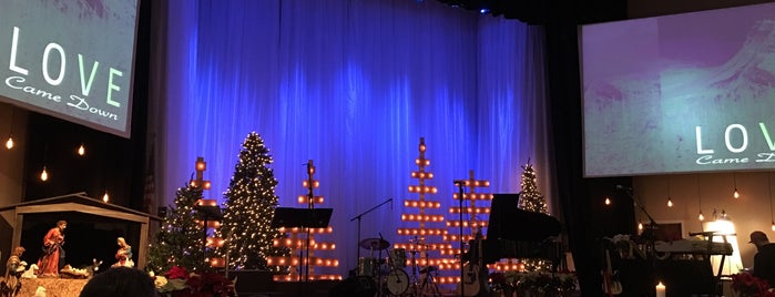 Yucaipa First Baptist Church is one of Yvonne'nin Beğendiği Mekanlar.