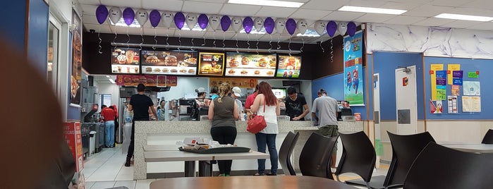McDonald's is one of Must-visit Alimentação in Londrina.