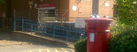 Royal Mail, Kingston Delivery Office is one of Orte, die Del gefallen.