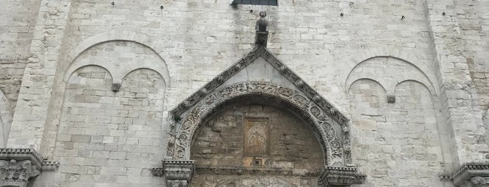 Basilica di San Nicola is one of Stacey'in Beğendiği Mekanlar.