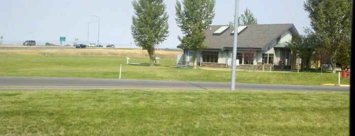 Montana State Department of Transportation Rest Area: Bozeman is one of Meredith 님이 좋아한 장소.