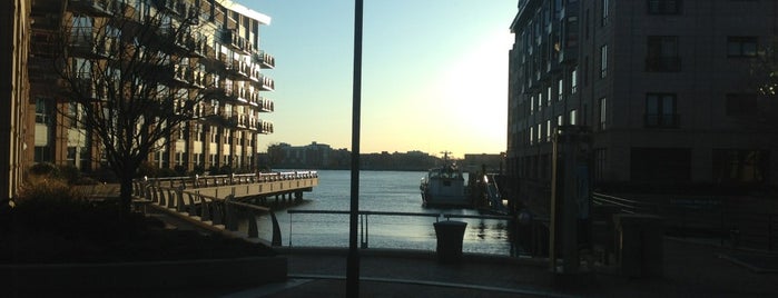 Battery Wharf Hotel Boston Waterfront is one of Boston - a great place for living.