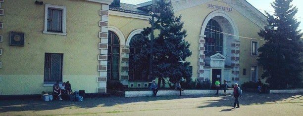 Залізнична станція «Костянтинівка» is one of Posti che sono piaciuti a Taso.