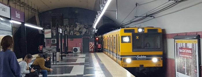 Estación Boedo [Línea E] is one of Subtes B A.