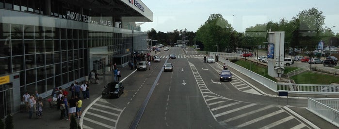 Nikola Tesla Airport is one of Lieux qui ont plu à Esra.