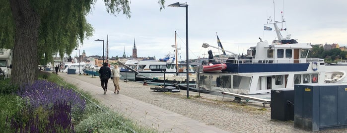 Kungsholms Hamn is one of Orte, die Oleg gefallen.