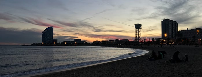 Playa de la Barceloneta is one of Lugares favoritos de Kristina.