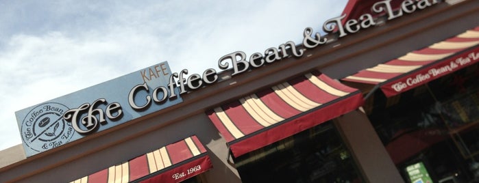 The Coffee Bean & Tea Leaf is one of Posti che sono piaciuti a ꌅꁲꉣꂑꌚꁴꁲ꒒.