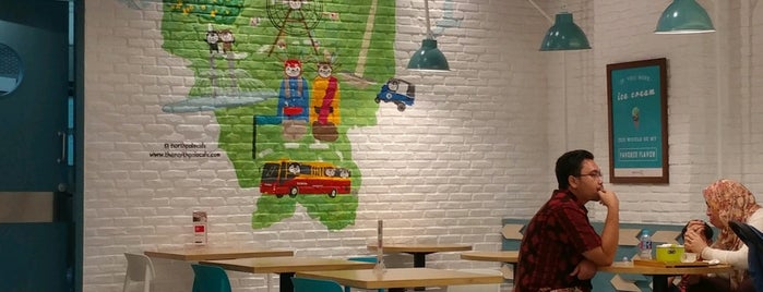 North Pole Café is one of Jakarta.