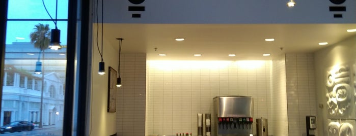 Chipotle Mexican Grill is one of Rosse Marie : понравившиеся места.